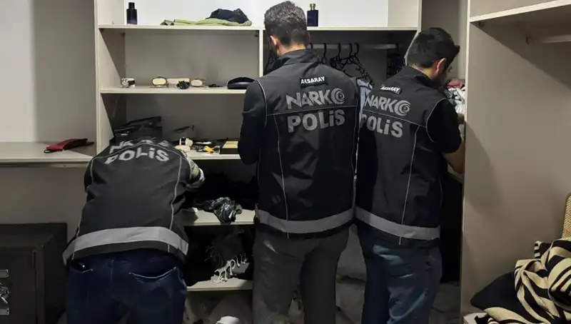 Uyuşturucu Operasyonunda F Serisi Dolar ve Çok Sayıda Tutuklama