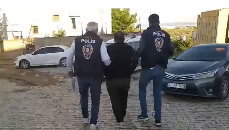 Balıkesir'de Dolandırıcılık Operasyonu: Dört Kişi Tutuklandı