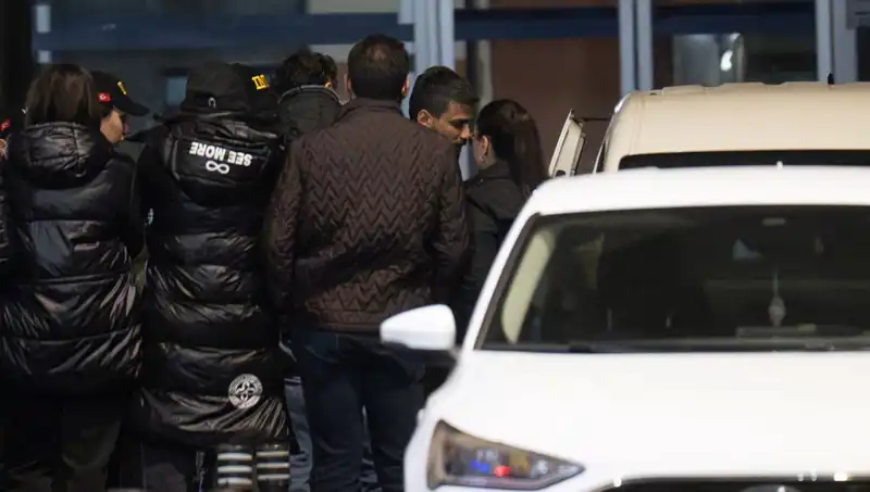 Sosyal Medya Fenomenleri Dilan Polat ve Engin Polat Uyuşturucu İle Gözaltına Alındı