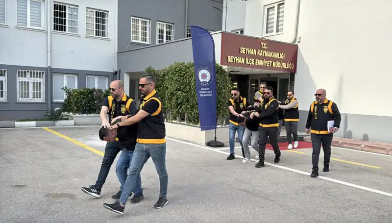 Alacak Verecek Kavgası: Evi Kurşunlayarak Hesaplaştılar