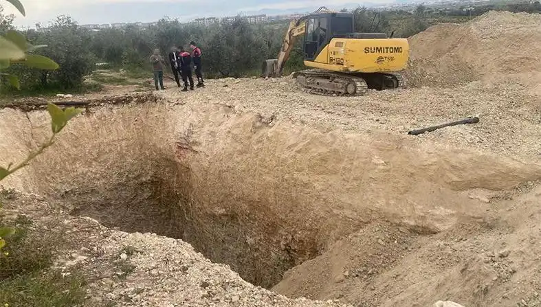 İzinsiz Kazıya 4 Kişi Gözaltına Alındı: Olayın Perde Arkası