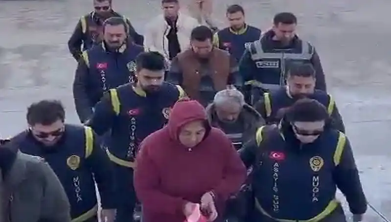 Yedi Yıl Sonra Açığa Çıkan Korkunç Gerçek: Bebek, Çikolata Poşeti ve Olayın Ardındaki Sır