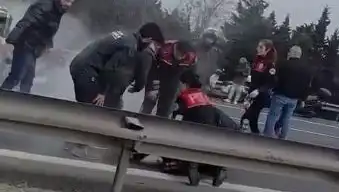 TEM Otoyolu’nda Zincirleme Kaza: Polisler de Yaralandı, Acil Durum!