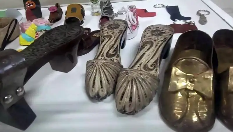 Ünlü İsimlerin Ayakkabılarıyla Dolu Bir Müzeye Yolculuk