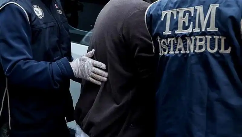 İstanbul'da DHKP-C Operasyonu: 35 Kişi Gözaltına Alındı, Eski Başkan Şükrü Genç de Var