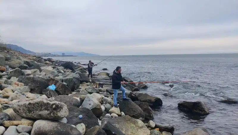 Kafesten Kaçan 2 Ton Levrek Denizle Buluştu: Tatlı Su Tutkunları Sahilde!