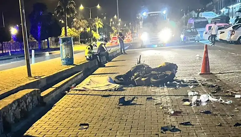 Alanya’da Motosiklet Kazası: Genç Yaşamını Kaybetti, Aile Ashabı Dağlandı