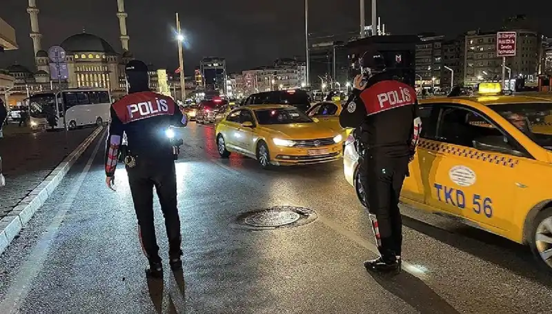 Huzur İstanbul: Bir Gecede 873 Kişi Gözaltına Alındı, Suçlarla Mücadelede Yeni Dönem