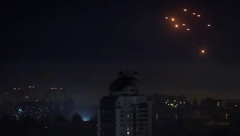 Rusya’nın Kiev’e Yönelik Saldırıları ve Sumi’de Tahliye Süreci Hız Kazanıyor